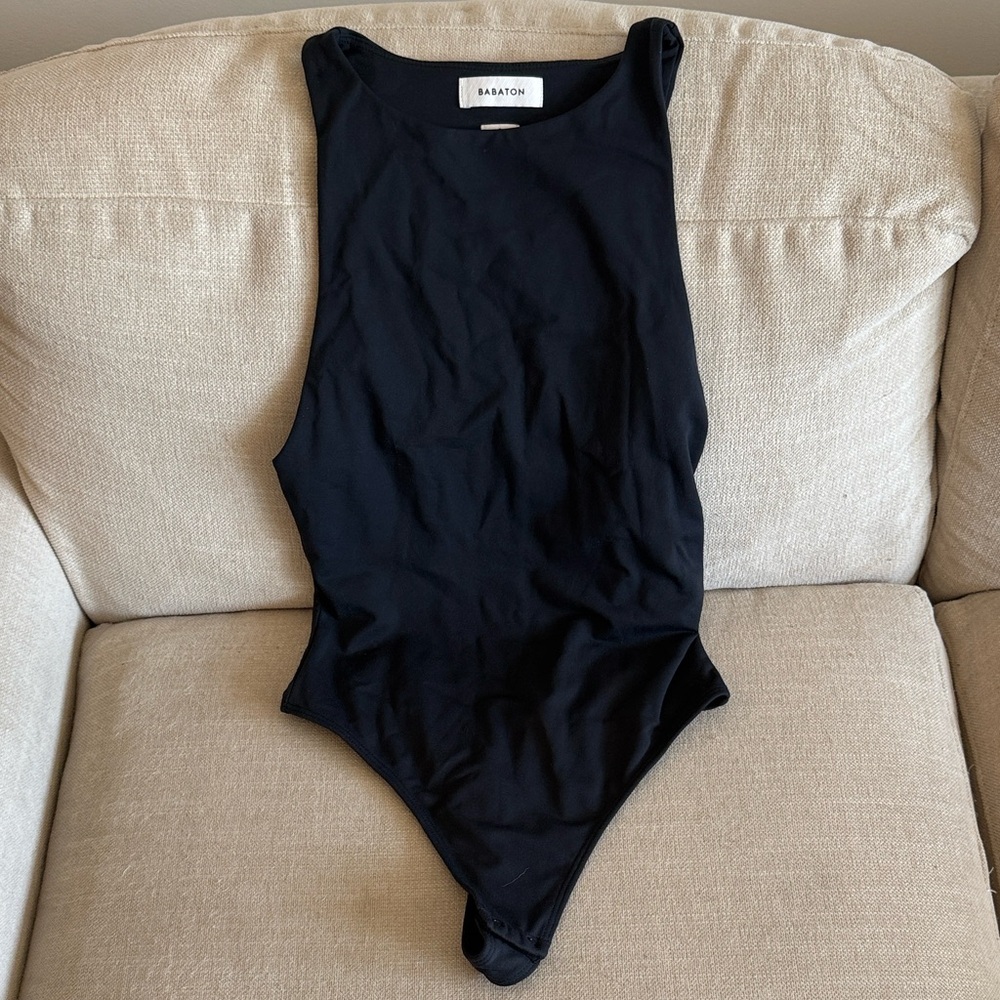 Aritzia Babaton Contour Bodysuit
